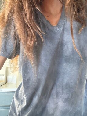 Vintage hand tie dyed 100% cotton Casual Washed Gray V-Neck Women's Tee Sz L